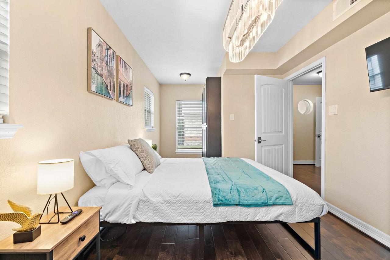 Сasa de vacaciones Nr Med Center, Dt, Midtown Game Sleep 16 *
